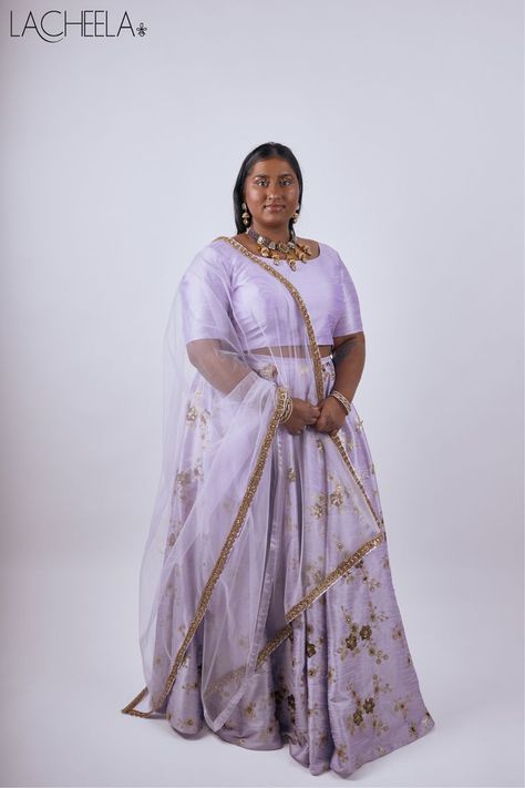 We are Lacheela (@lacheelaclothing). A South Asian clothing brand for plus size people, carrying sizes UK 16 - 28 and US 12 - 22. We give people the power to take control of their own style with our mix and match collection! Plus Size Lengha Design, Plus Size Desi Outfits, Plus Size Indian Outfits, Plus Size Indian Fashion, Plus Size Fashion For Women Indian, Plus Size Lehenga, Lilac Blouse, Asian Clothing, Parma Violets