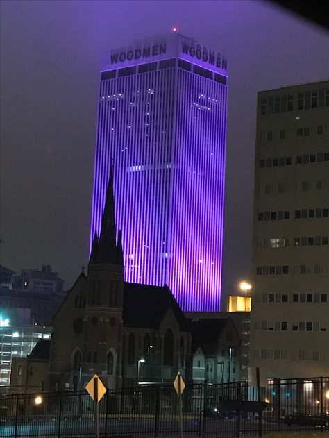 The Woodmen Tower downtown Omaha Downtown Omaha Nebraska, Downtown Omaha, California Zephyr, Down Town, Omaha Nebraska, 4 Seasons, Baddie Outfits Casual, Outfits Casual, Baddie Outfits