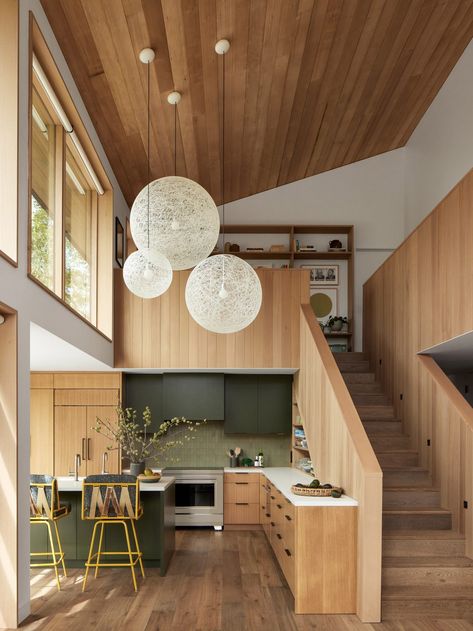 Feldman Architecture updates 1970s home in coastal California Beach Mid Century Modern, Mid Century Kitchens, Scandinavian Cabin Interior, Cabin Interior Ideas, Green Kitchen Cabinet, Olive Green Kitchen, Scandinavian Cabin, House App, Dream House Aesthetic