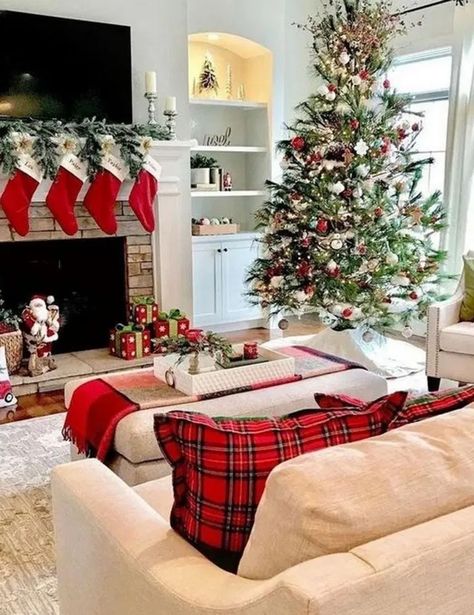 Cool 30+ Marvelous Christmas Decoration For Your Interior Design Christmas Window Decoration, Red Christmas Decor, Christmas Apartment, Christmas Decor Inspiration, Christmas Decorations Living Room, Christmas Room Decor, Christmas Living Rooms, Christmas Bedroom, Christmas Fireplace