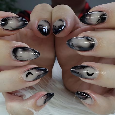 Fairy Grunge Nails, Black Nail Art Ideas, Ongles Goth, Nail Art Halloween, Milky Nails, Nagel Tips, Goth Nails, Her Nails, Nail Swag