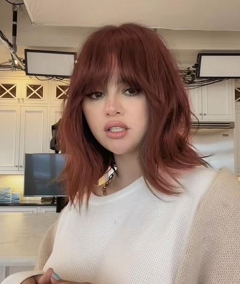 Selena Gomez Latest, Selena Gomez Hair, Hair Color Underneath, Selena Gomez Photos, Kurta Designs Women, Red Hair Color, Color Inspo, Hair Inspo Color, Kurta Designs