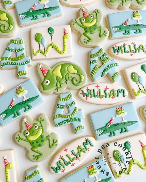 Chameleon Cookies, Reptile Cookies, Reptile Themed Birthday Party, Reptile Birthday Party Ideas, Reptile Birthday Cookies, Lizard Themed Snacks, Reptile Birthday Party, Lizard Themed Birthday Party, Lizard Cookies