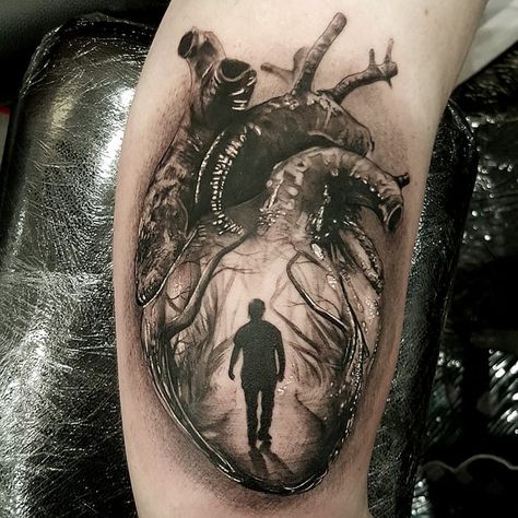 Anatomy Tattoo Ideas, Heart Tattoos For Men, Real Heart Tattoos, Realistic Heart Tattoo, Anatomical Tattoos, Best 3d Tattoos, Realistic Heart, Anatomy Tattoo, Russian Tattoo