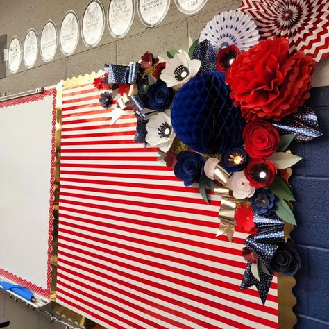 Patriotic Photo Backdrop, Red White And Blue Classroom, Library Thanksgiving, Preschool Playroom, Baby Boy Sprinkle, Eagle Scout Ceremony, Classroom Decor Middle, Cousin Camp, Patriotic Flowers