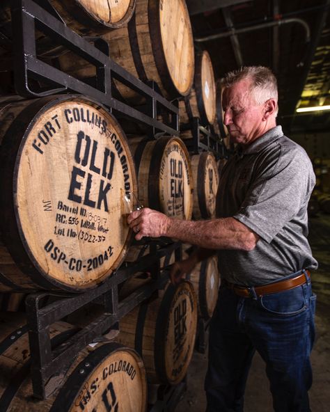 101: Legendary Master Distiller Greg Metze & Old Elk Distillery - The Bourbon Lens Top Shelf Bourbon, Wheated Bourbon, Bourbon Recipes, Whiskey Distillery, Tiki Art, Straight Bourbon Whiskey, Whisky Barrel, American Whiskey, Malted Barley