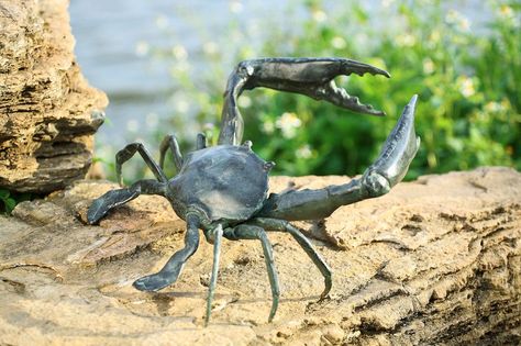 Cast Iron Blue Crab Nautical Garden Sculpture Statue Crab Sculpture, Mermaid Figures, Dubai Garden, Blue Crab, Sculpture Metal, Outdoor Statues, Garden Accessories, Sculptures & Statues, Garden Statues