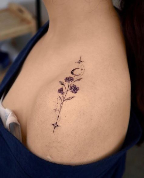 Heliotrope Tattoo, Moon Shoulder Tattoo, Heliotrope Flower, Flower Moon, Minimal Tattoo, Pretty Tattoos, Moon Tattoo, Shoulder Tattoo, Inspirational Tattoos