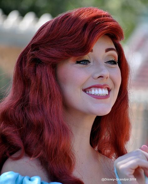 Ariel Disney Makeup Looks, Makeup Looks Full Face, Disney Cosplay Ideas, Makeup Karakter, Ariel Makeup, Disney Princess Makeup, Ariel Hair, Disney Characters Costumes, Retro Updo