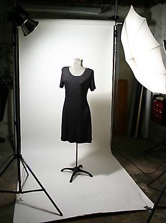 streamlined my photo process after reading Camera Jim's Guide to Clothing for Ebay Ebay Photo Setup, Photographing Clothes To Sell, Dress Product Photography, Fashion Product Photography Clothing, Clothing Product Photography Ideas, Photographing Clothes, Fashion Photography Lighting, Setup Photography, Ebay Office