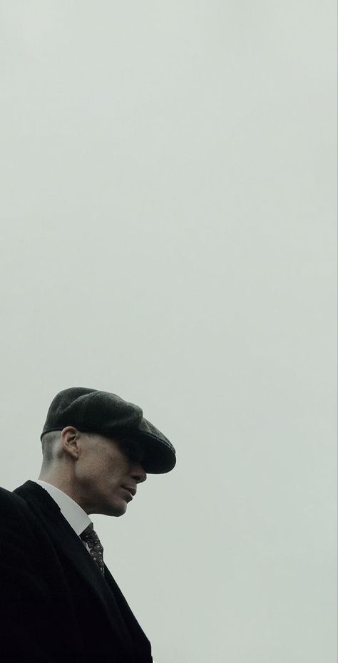 Thomas Shelby Aesthetic, Shelby Family, Peaky Blinders Theme, Tomas Shelby, Aesthetic Statue, Peaky Blinders Poster, Peaky Blinders Characters, Peaky Blinders Wallpaper, Trippy Aesthetic