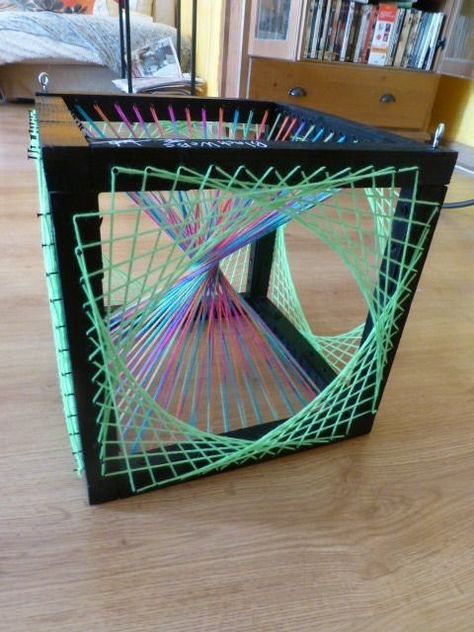 Art Fil, Art Cube, Bd Art, String Crafts, String Art Patterns, 3d Street Art, String Art Diy, Math Art, Thread Art