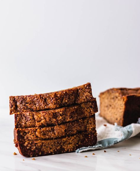 Dirty Chai Banana Bread on the feedfeed Chai Banana Bread, Gingerbread Loaf Cake, French Symbols, Bathroom Traditional, Gingerbread Loaf, Chocolate Chip Zucchini Bread, Seasonal Baking, Vegan Gingerbread, Moist Banana Bread