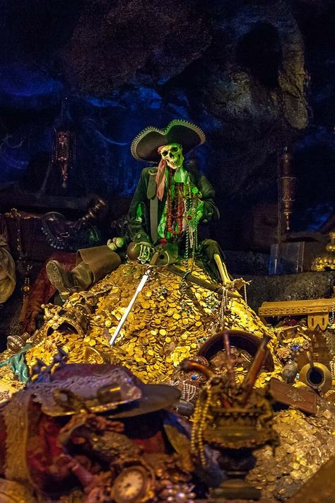 "You've seen the cursed treasure, ye know where its hidden." In fact pirates would never bury or stash their treasure. A pirate's life was uncertain so whatever riches they had were quickly spent in port. Magic Kingdom Pirates Of The Carribean, Pirates Of The Caribbean Scenes, Disneyland Pirates Of The Caribbean Ride, Magic Kingdom Adventureland, Pirates If The Caribbean, Pirates Of The Caribbean Treasure, Pirates Of The Caribbean Disneyland, Pirate Attire, Disneyland Pirates Of The Caribbean