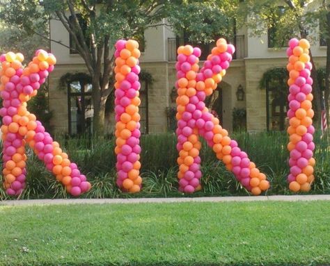 Balloon letters for yard decor Art Balloon, Balloon Letters, Balloon Words, Balloons Decorations, Giant Balloons, Event Decorations, Balloon Sculptures, Love Balloon, Happy Clients