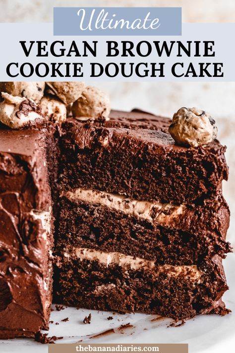 OMG everyone NEEDS to make this vegan brownie cookie dough cake!! It's like cookie dough brownie ice cream but in cake form and secretly vegan, dairy-free, and gluten-free! My family devoured this vegan cake! Brownie Chocolate Cake, Dairy Free Cookie Dough, Dairy Free Cookie, Brownie Cookie Dough, Cookie Dough Frosting, Cookie Dough Cake, Cheesecake Vegan, Vegan Cookie, Vegan Baking Recipes