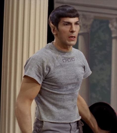 Bread And Circuses, Leonard Nimoy Spock, Fandom Star Trek, Star Trek 1966, Mr Spock, Star Trek Spock, Star Boy, Enterprise Ncc 1701, Star Trek Original Series