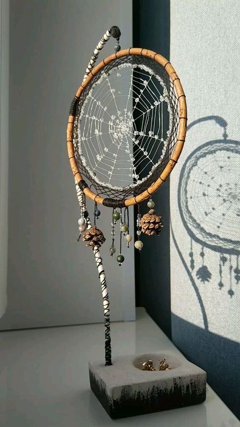 Dream Catcher Ideas, Unique Dream Catcher, Floral Dream Catcher, Mandala Dream Catcher, Diy Dream Catcher, Glass Spider, Spooky October, Dream Catcher Patterns, Idea For Halloween