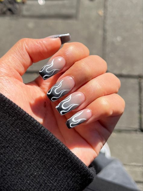 Flame Nails, Faded Nails, Grey Nail Designs, Black Flame, Gothic Nails, Flame Design, Black Ombre, Long Acrylic, Black Fire