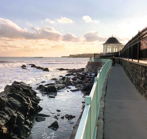 Coastal Winter Getaway | The Chanler at Cliff Walk in Newport, Rhode Island - New England Westerly Rhode Island, Coastal Winter, Rhode Island Beaches, Board Themes, French Estate, Vision Board Themes, Fisher Island, Missing Home, Harbor House