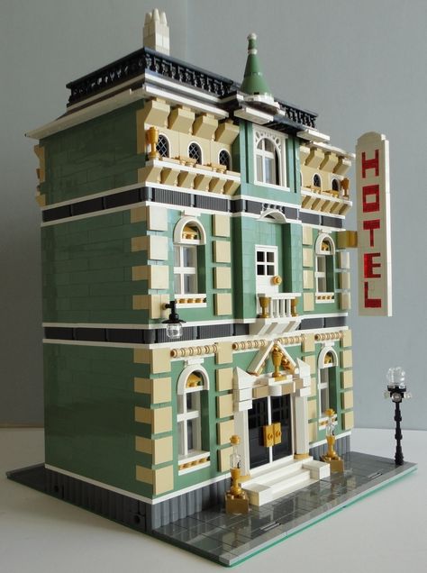 LEGO Moc Modular "Golden Cup Grand Hotel" 001 | by Jotabeeeeeee Lego Hotel, Lego House Ideas, Lego Village, Lego Building Blocks, Lego Lovers, Lego Modular, Amazing Lego Creations, Lego Trains, Lego Mini