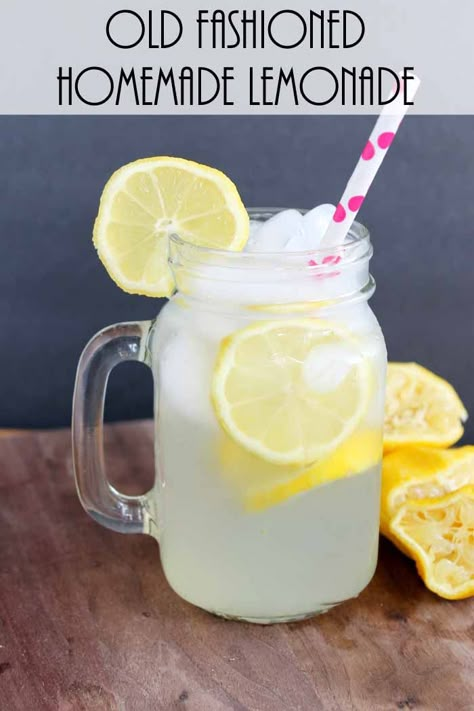 Old Fashioned Homemade Lemonade - a recipe for a single serving that you will love! Single Serving Lemonade Recipe, Easy Lemonade, Homemade Juices, Easy Lemonade Recipe, Water Infusion, Homemade Lemonade Recipes, Best Lemonade, Fresh Squeezed Lemonade, Homemade Soda