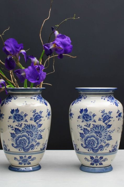 Beautiful pair of Delft Blue flower vases found in Holland. These great-looking blue and white ceramic vases can work with modern or vintage decor home decorations. Blue Flower Vase, Delft Pottery, Vintage Pottery Vases, Ceramics Pottery Vase, Blue And White Vase, White Ceramic Vases, Delft Blue, Blue Pottery, Blue And White China