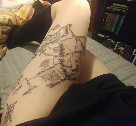 My new 3rd age map :) Lotr Map Tattoo, Elven Tattoo, Tattoo Map, Tattoos Leg, Lotr Tattoo, Map Tattoo, Funky Tattoos, Map Tattoos, Unique Tattoo Designs