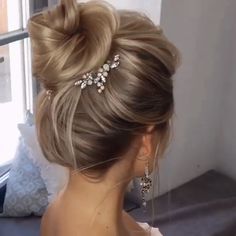 Frozen Hair Tutorial, Long Light Brown Hair, Frozen Hair, Hair Upstyles, Bridal Hair Updo, Long Light, Peinados Fáciles Para Cabello Corto, Penteado Cabelo Curto, Wedding Hairstyle