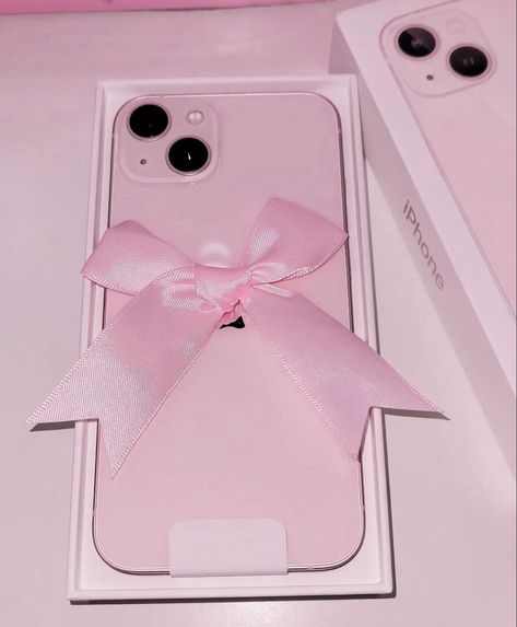 Pink Iphone 13, Προϊόντα Apple, Dream Phone, Pink Lifestyle, Sneakers Heels, Iphone Obsession, Pink Life, Pink Apple, Pink Doll