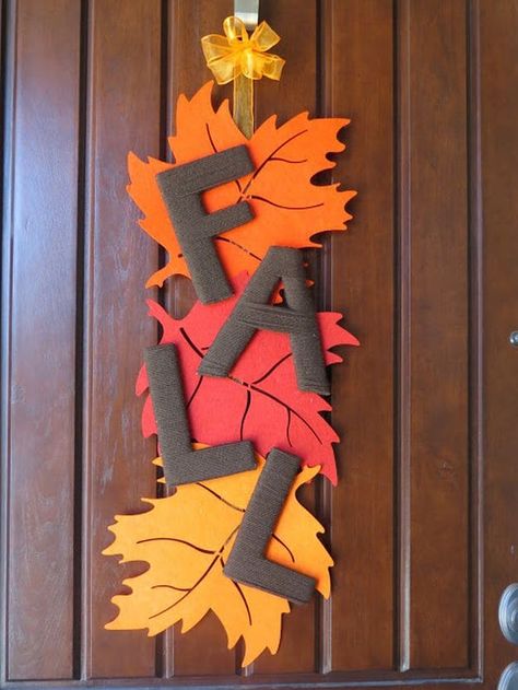 DIY Fall Leaf Door Decor | DIY Fall Door Decorations | DIY Fall Decorations Diy Door Decor, Door Decorating Contest, Felt Leaves, Fall Door Decorations, Fall Deco, Fall Crafts Diy, Autumn Crafts, Fall Door, Fall Projects