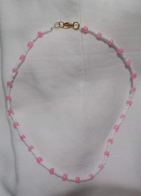 Collar Rosa, Crystal Bead Jewelry, Beads Bracelet Design, Bracelet Design, Rosa Pink, Bracelet Ideas, Bead Jewelry, Beads Bracelet, Bracelet Designs