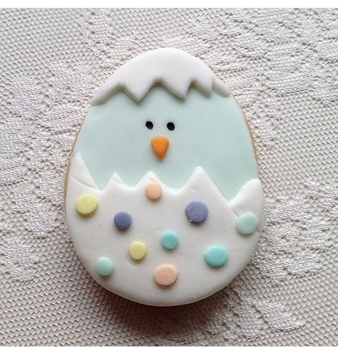 Easter Egg Cookie Designs, Egg Cookies Royal Icing, Easter Egg Sugar Cookies Decorated, Egg Cookies Decorated, Easter Decorated Cookies, Easter Cookies Decorated, Easter Egg Cookies Decorated, Egg Sugar Cookies, Easter Sugar Cookies Decorated