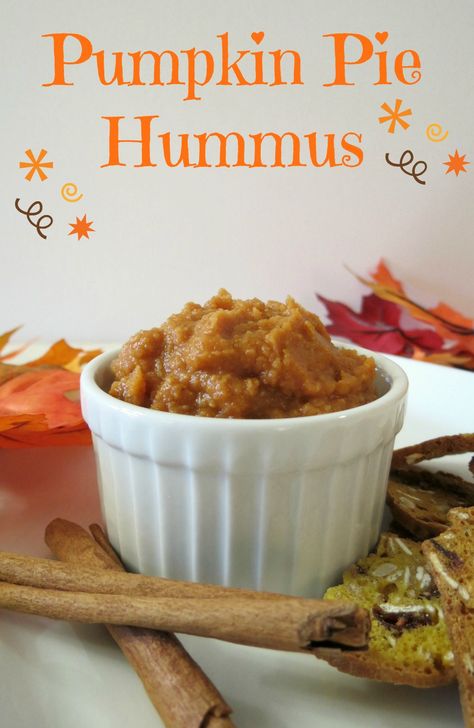 Pumpkin Pie Hummus, Hummus Easy, Puree Pumpkin, Sweet Dip, Dessert Hummus, Pumpkin Hummus, Autumn Holiday, Pumpkin Spice Syrup, Fruit Dip