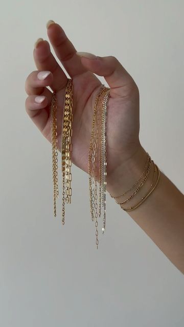 Lakuna Links Permanent Jewelry on Instagram: "All of our chains are personally curated by us so you have endless combinations of perfect pairs ✨ • • • #permanentjewelry #permanentjewelryexperience #goldchains #braceletstack #zapped #summerjewelry #sustainablejewelry #customjewelry #permanentbracelet #curatedjewelry" Permanent Jewelry Instagram, Branding Photoshoot Jewelry, Permanent Jewelry Branding, Permanent Jewelry Aesthetic, Permanent Jewelry Branding Photoshoot, Permanent Jewelry Photoshoot, Permanent Jewelry Inspiration, Sparkling Photoshoot, Jewelry Content Ideas