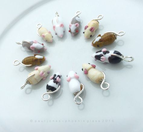 Rat Earrings, Rat Jewellery, Etsy Ideas, Polymer Clay Diy, Earring Ideas, Cute Animals Images, Polymer Clay Charms, Clay Charms, Rodents