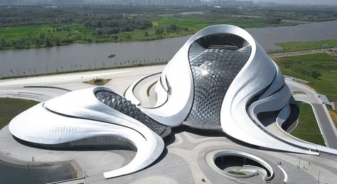 #donotsettle Visits MAD’s "Out-of-this-World" Harbin Opera House | ArchDaily Harbin Opera House, Alien Architecture, Dynamic Architecture, Grand Theatre, Online Architecture, Mad Architects, Architecture Magazine, Desain Lanskap, Parametric Architecture