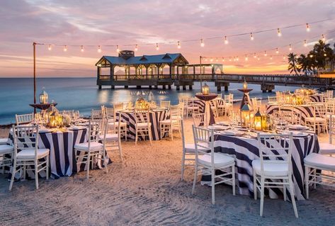 Beach Weddings in Key West, Florida | The Reach Key West Florida Beach Resorts, Key West Sunset, Key West Style, Key West Hotels, Key West Resorts, Key West Wedding, Sunset Wedding, Key West Florida, Florida Beach