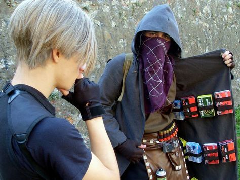 Leon and the Merchant (Resident Evil 4) Resident Evil 4 Merchant Cosplay, Leon And Merchant, The Merchant Re4, Merchant Resident Evil 4, Leon X Merchant, Resident Evil 4 Leon, Leon Resident Evil, Resident Evil Cosplay, Resident Evil Funny