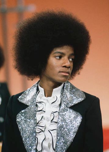 Young Michael Jackson, Hee Man, Michael Jackson Rare, Photos Of Michael Jackson, Michael Jackson Smile, Joseph Jackson, Michael Jackson Pics, King Of Pop, Cameron Boyce