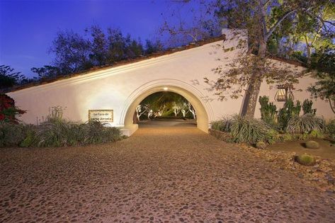 Cliff May Hacienda in Rancho Santa Fe on the Market for $6.45M | realtor.com® Cliff May Homes House Plans, Cliff May Homes, Cliff May, Arizona Living, Hacienda Style Homes, California Ranch, Stucco Walls, San Diego Houses, Hacienda Style