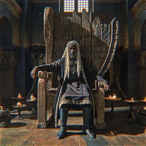 House Velaryon House If The Dragon, Dragon Pfp, House Velaryon, Queen Daenerys, King On Throne, Daenerys Stormborn, Csi Las Vegas, Asoiaf Art, Light The Way