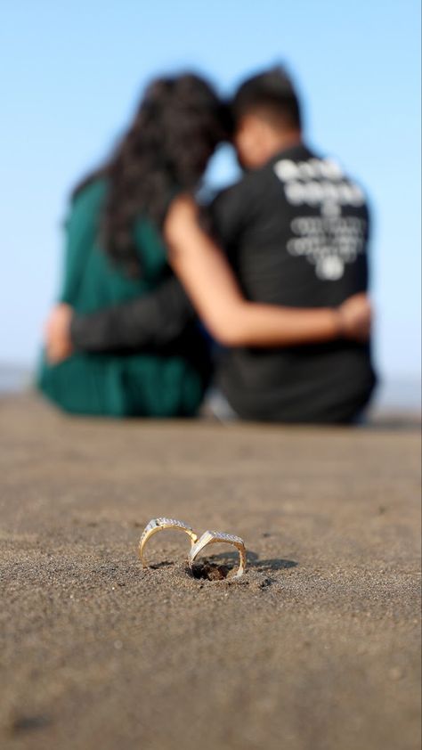 Pre wedding photoshoot Pre Wedding Unique Ideas, Pre Wedding Photoshoot Beach Unique, Pre Wedding Poses Unique, Wedding Poses Unique, Creative Pre Wedding Photoshoot Ideas, Unique Pre Wedding Shoot Ideas, Mens Poses, Pre Wedding Photoshoot Beach, Ring Photoshoot