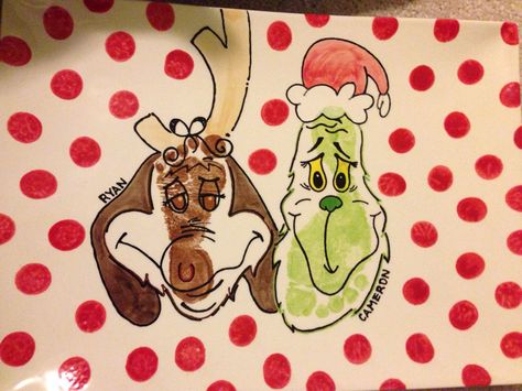 Grinch Footprint Art Grinch Footprint Art, Grinch Footprint, Footprint Ornament, Christmas Handprint Art, Christmas Handprint, Cindy Lou Who, Toddler Arts And Crafts, Cindy Lou, Footprint Art