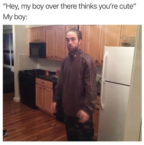 39 of the Best 'Tracksuit Robert Pattinson Standing in the Kitchen' Memes - Funny Gallery Tracksuit Robert Pattinson, Robert Pattinson Standing, Robert Pattinson Tracksuit, Tracksuit Rob, Robert Pattinson Meme, Twilight Jokes, King Robert, Twilight Memes, Rob Pattinson