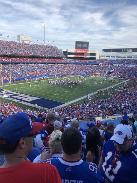 Nfl Vision Board, Nfl Game Aesthetic, Buffalo Bills Aesthetic, Buffalo Bills Stadium, Nfl Stadium, Football Aesthetic, Nfl Wallpaper, Bills Mafia, Nfl Stadiums