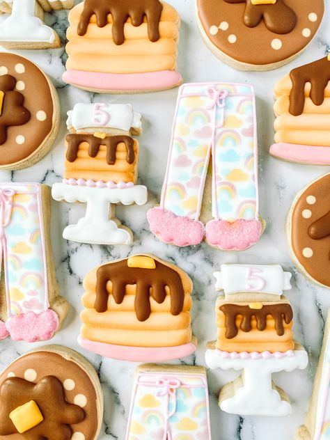 Pancakes And Pajamas 1st Birthday, Pancake Decorated Cookies, Breakfast Themed Dessert, 3rd Birthday Pajama Party, Pancake Cookies Decorated, Breakfast Decorated Cookies, Pancakes And Pajamas Cookies, Pancakes Pajamas Birthday Party, Pancakes And Pajamas Birthday Cake