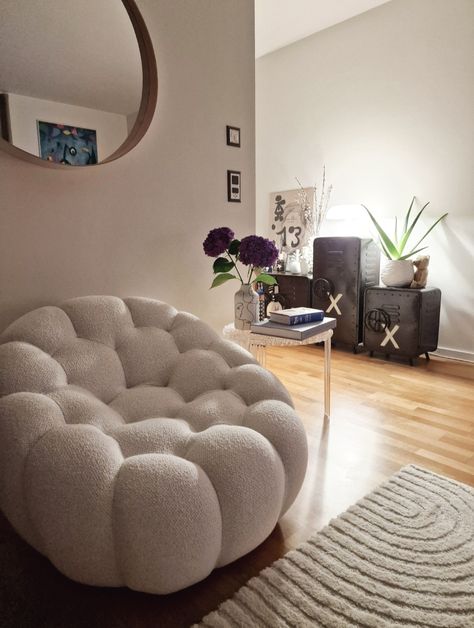 Roche Bobois, Apartment Ideas, Bean Bag Chair, Ottoman, Bubbles, Home And Garden, Apartment, Sofa, Furniture