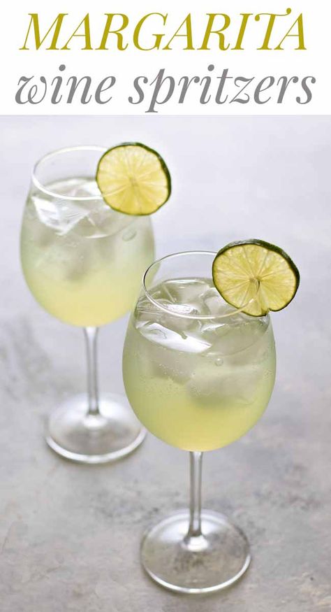 Mixed Wine Drinks, Drinks With White Wine, White Wine Drinks Cocktails, White Wine Mixed Drinks, White Wine Drinks, Friend Picnic, White Wine Drink, Wine Spritzer Recipe, Margarita Mix Drinks