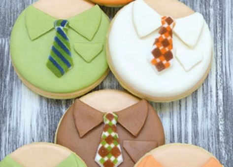 Cake Decorating Hacks, Donut Ideas, Father's Day Cake, Decorating Hacks, Royal Iced Cookies, Sugar Cookie Royal Icing, Fathers Day Cake, Cookie Business, Dress Shirt And Tie